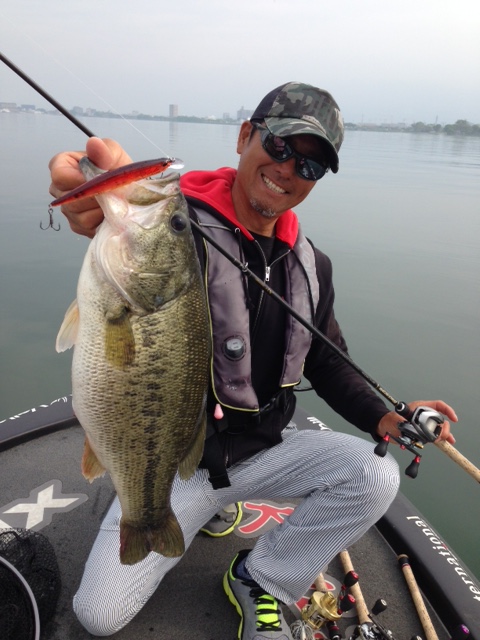 琵琶湖 レアリス講習でブラックバス釣果