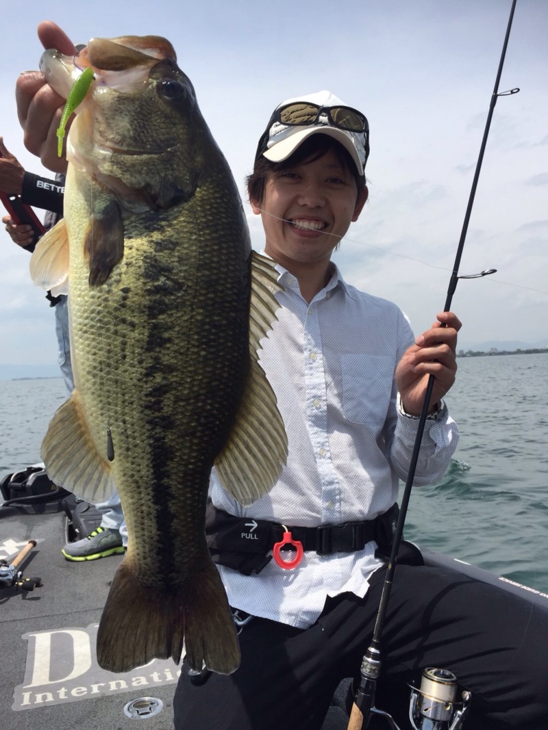 琵琶湖 レアリス講習でブラックバス釣果