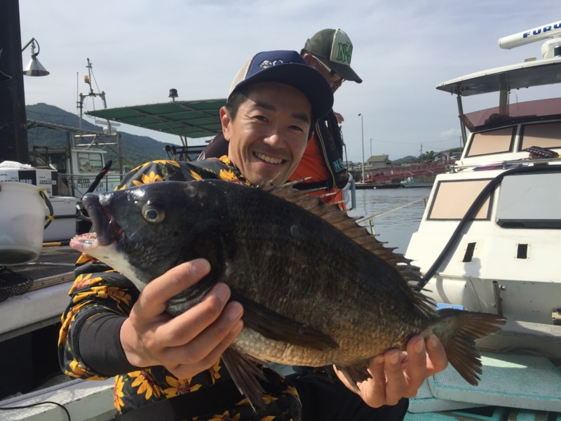 広島 大黒神のっこみ 筏かかり釣りでチヌ釣果