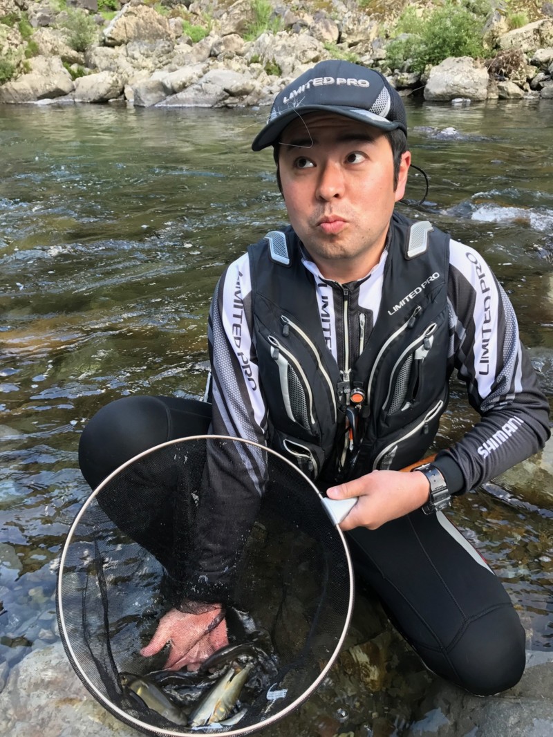 奈良県天川村 庵住の友釣りで鮎釣果