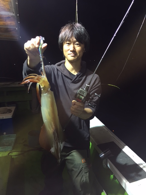 鳥取 勝栄丸 イカメタルでシロイカ釣果