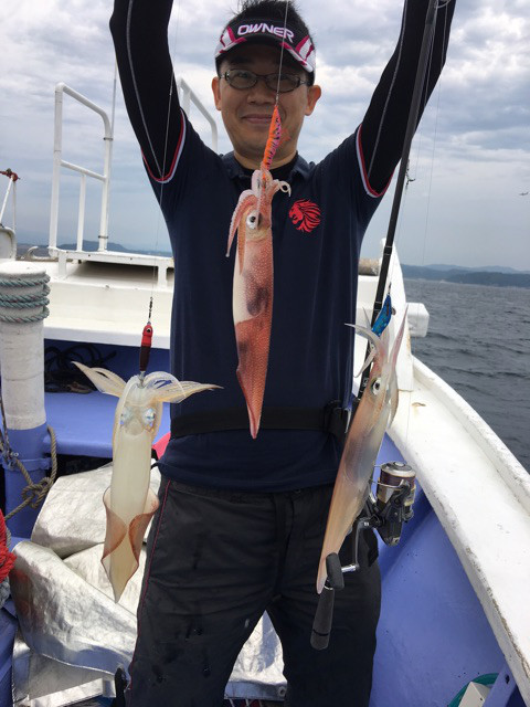 鳥取港のイカメタルでマイカ・シロイカ釣果