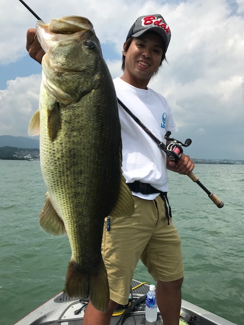 琵琶湖でブラックバス釣果