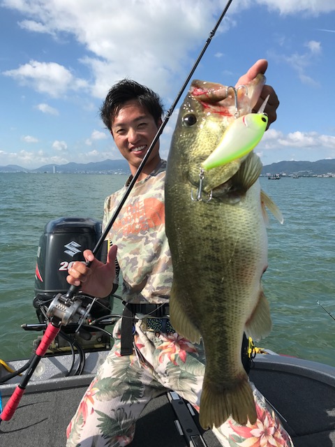 琵琶湖でブラックバス釣果