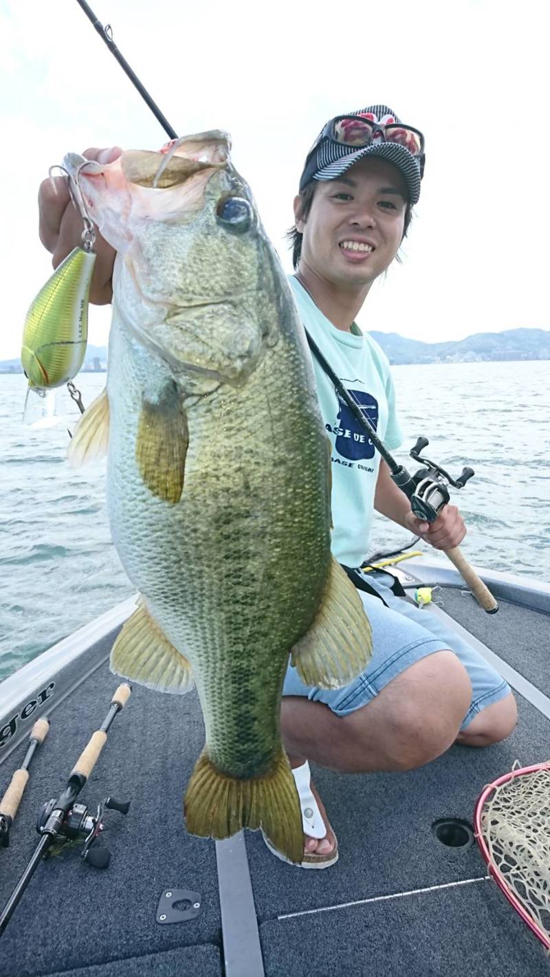 琵琶湖でブラックバス釣果