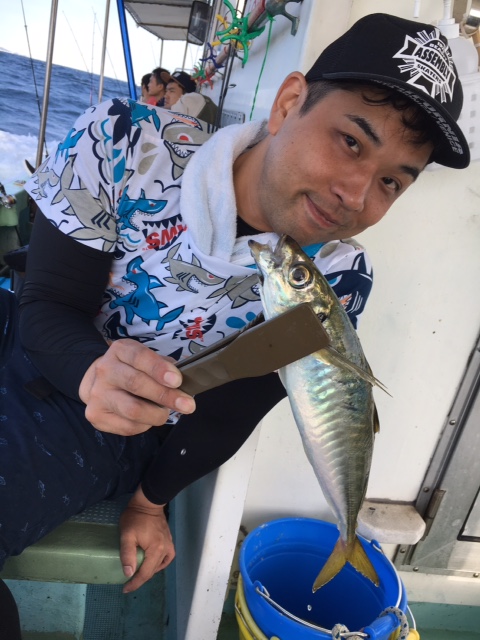明石 耕栄丸さん ジギングでタチウオ・ツバス・アジ釣果