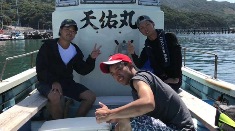 小島漁港 タチウオジギングでタチウオ・アジ・サワラ釣果