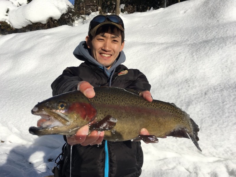 トラウト 朽木渓流魚センター