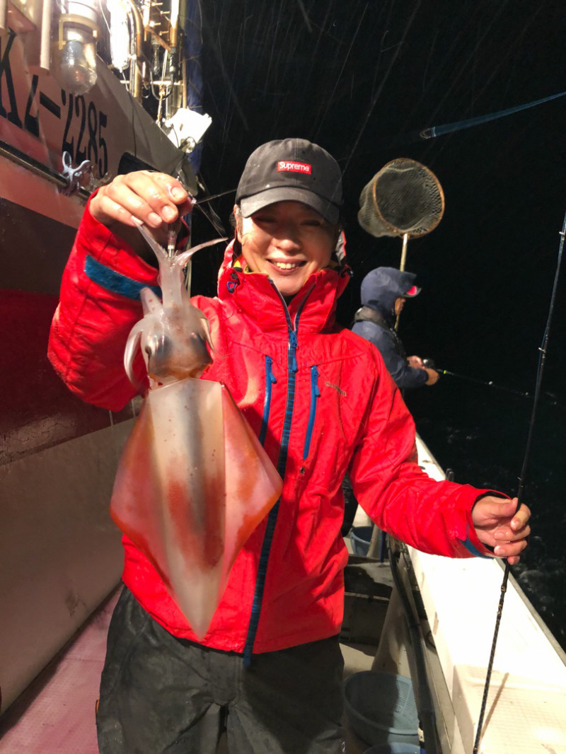 まだまだ釣れます!日本海マイカ!!