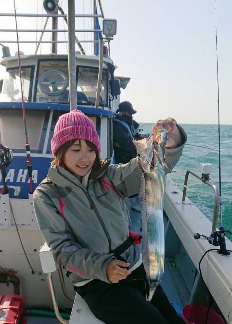 【洲本沖】船タチウオテンヤ タッチポンで良型GET!