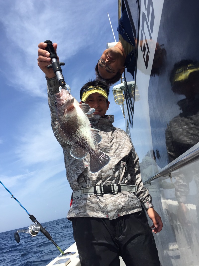 【舞鶴】中深海ジギングでタヌキメバル・本ムツ釣果