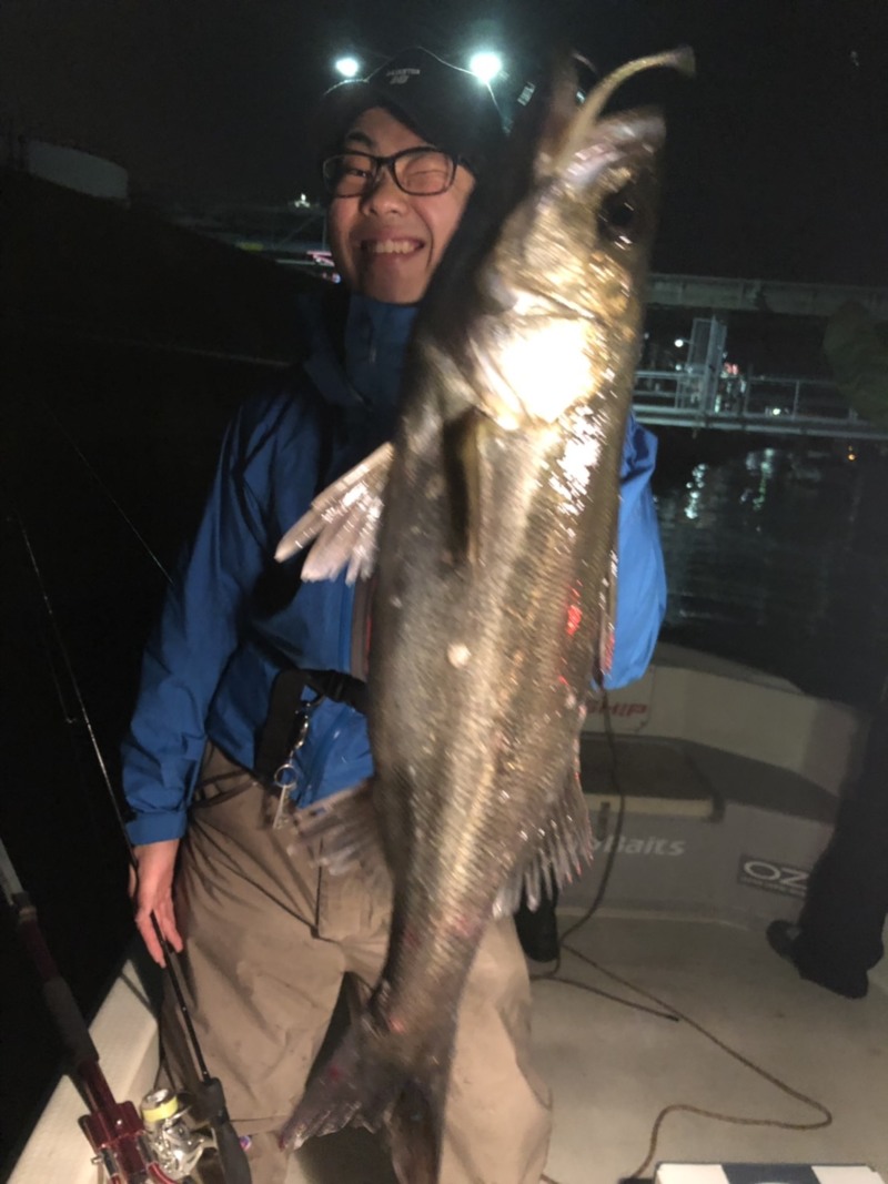 大正「FUJIYAMA」でボートシーバス釣果