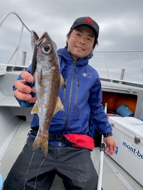 熱いぞ!中深海ジギング