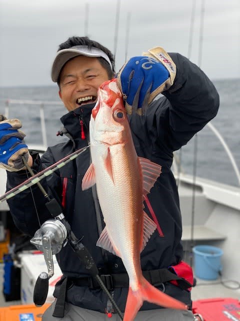 熱いぞ!中深海ジギング