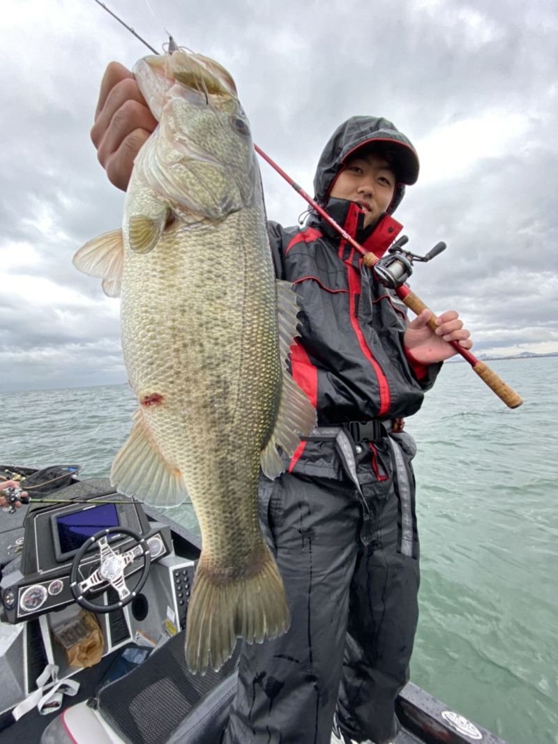 琵琶湖 諸富さんガイド釣行