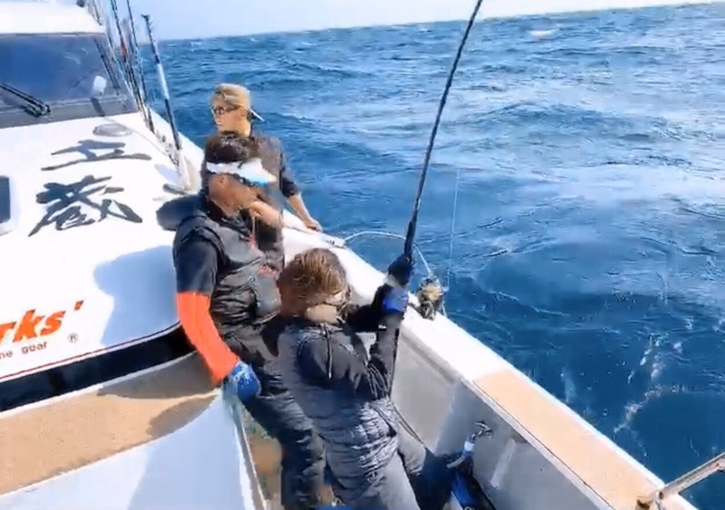 玄界灘ヒラマサ釣行!!