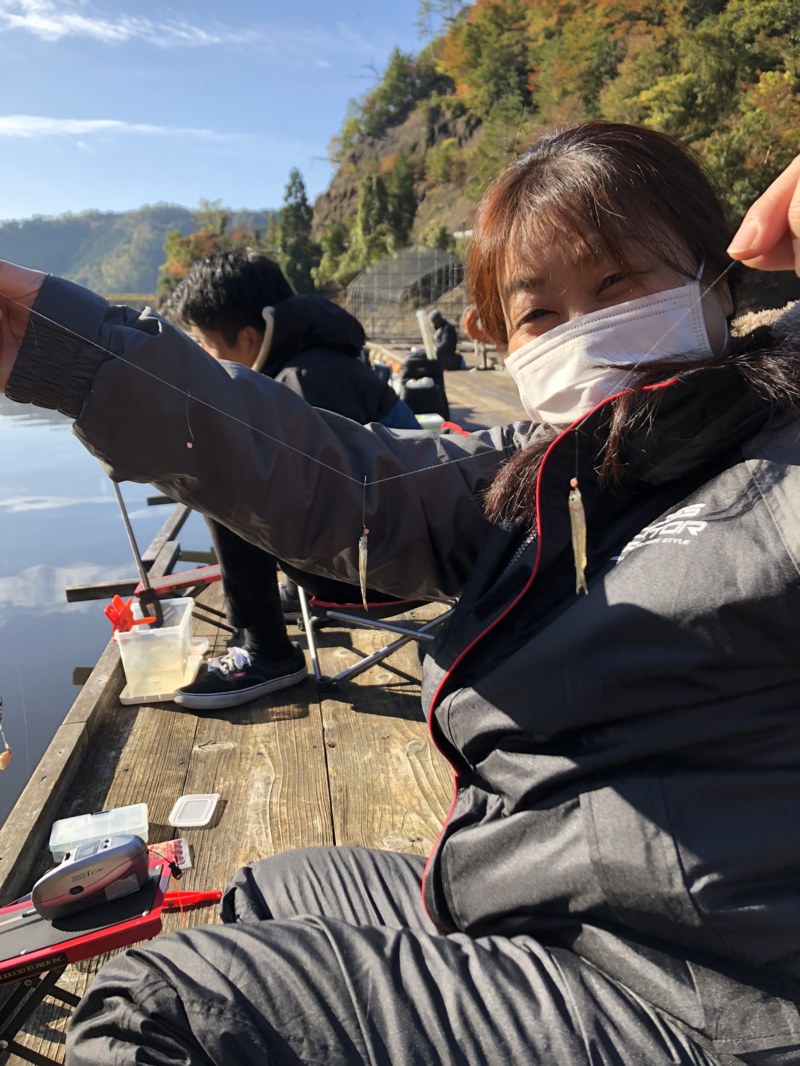 兵庫県丹波篠山市のハイマート佐仲でワカサギ釣果