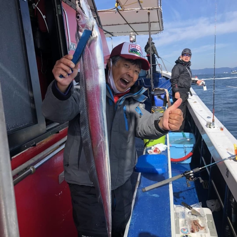 兵庫県洲本沖の船釣りでタチウオ釣果