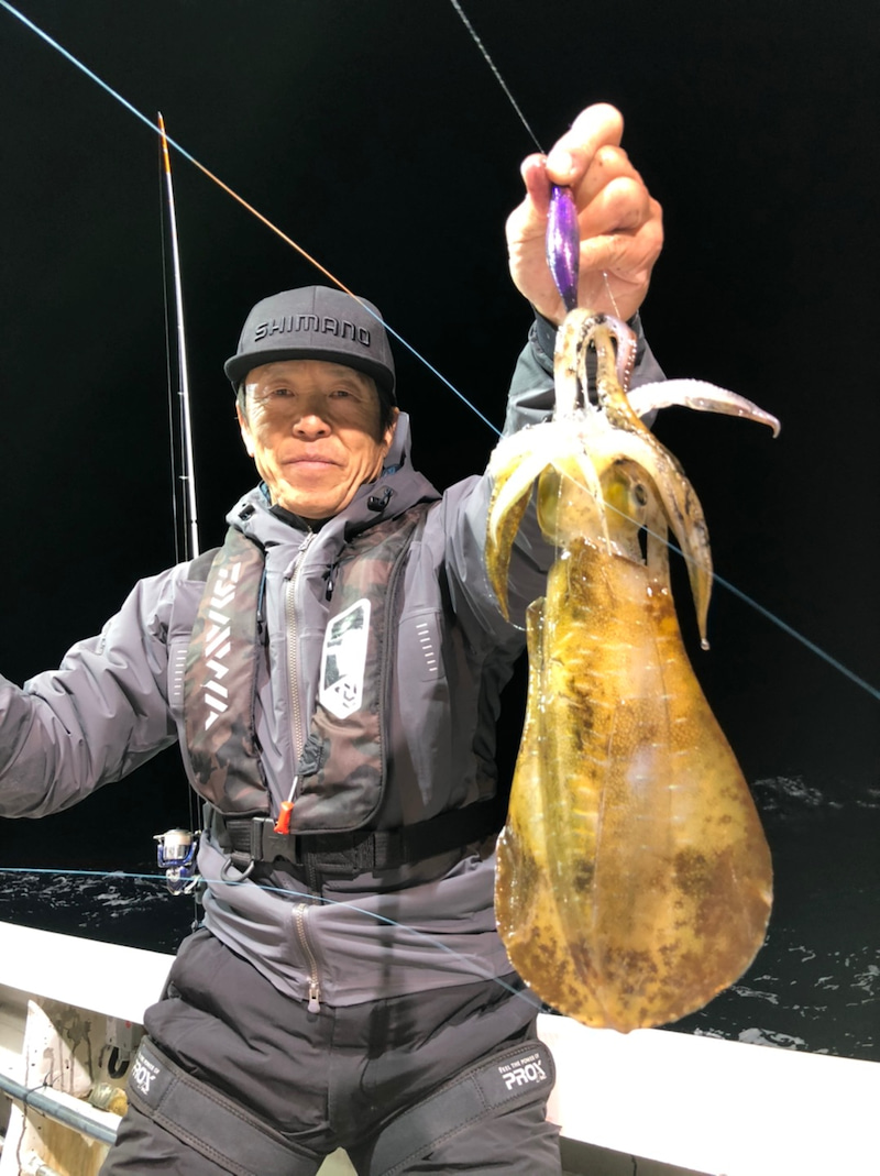 福井県若狭大島海生丸の船釣りでアオリイカ釣果