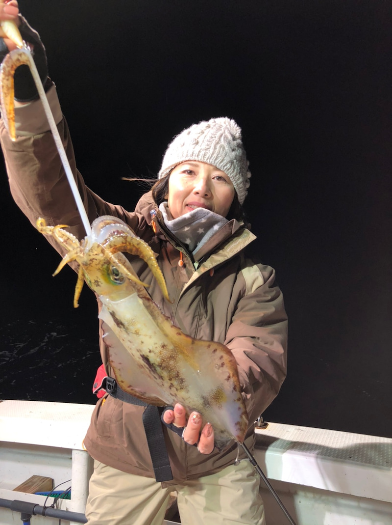 福井県若狭大島海生丸の船釣りでアオリイカ釣果