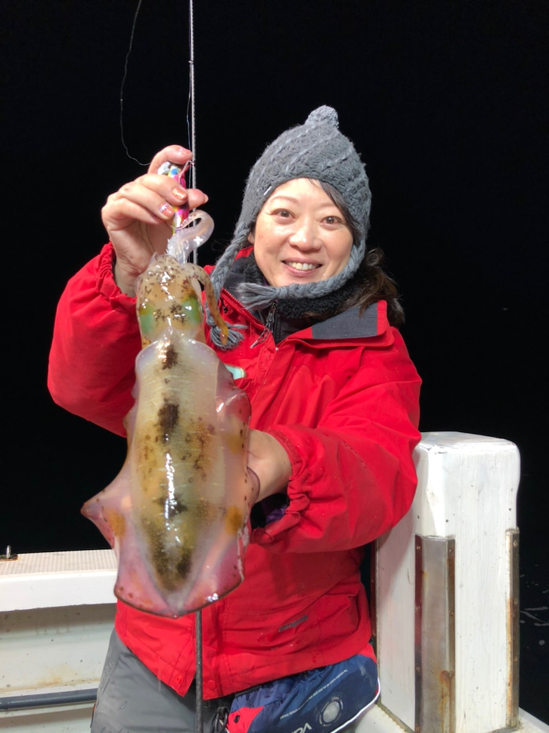 福井県若狭大島海生丸の船釣りでアオリイカ釣果