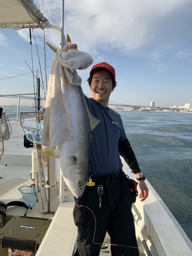 兵庫県明石の船釣りでメジロ・アオリイカ釣果