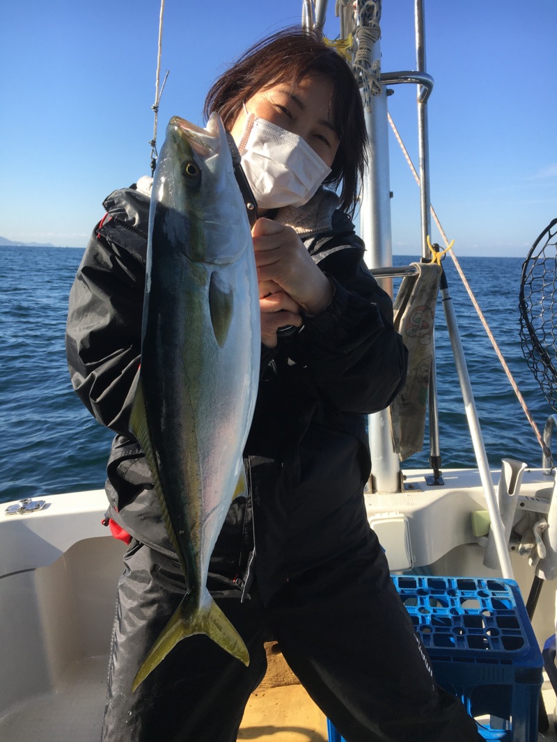 兵庫県明石市TOMMYの船釣りでメジロ・ハマチ釣果