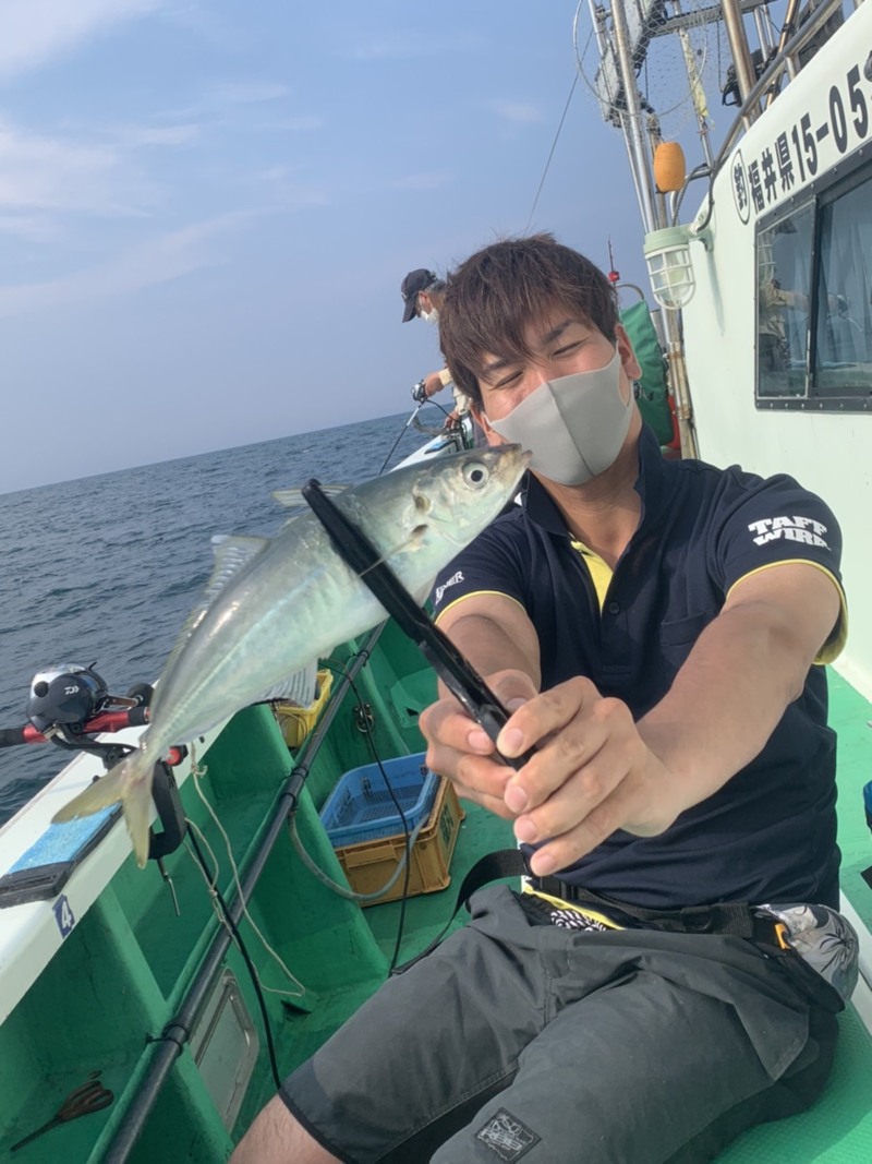 福井県小浜福丸の船釣りでアジ・マイカ・スルメイカ釣果