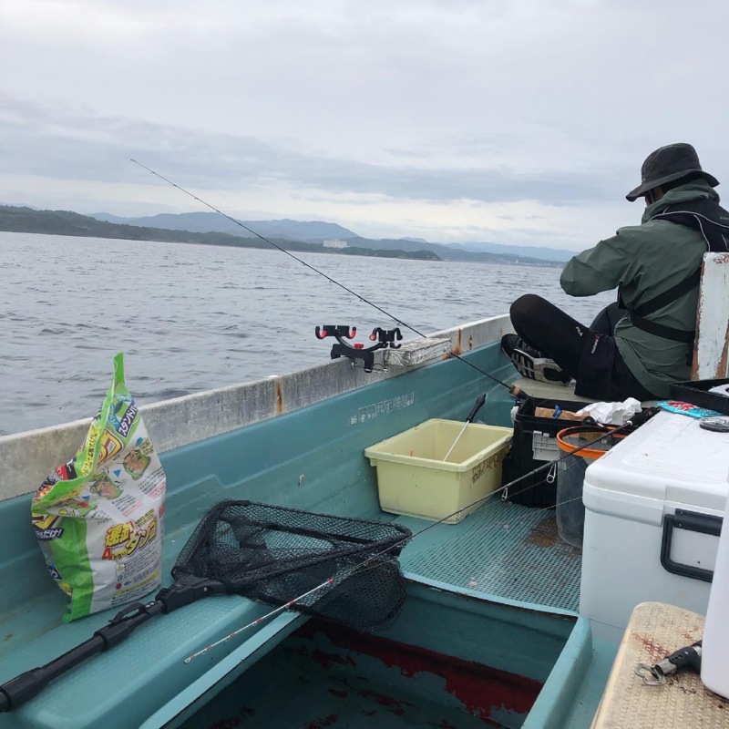 和歌山県印南庄門丸の船釣りでイサキ・サバ釣果