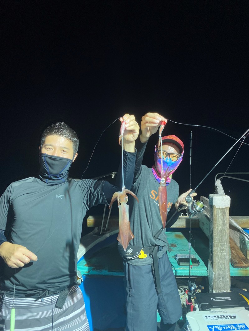 京都府京丹後SUGURUMARUの船釣りでマイカ釣果