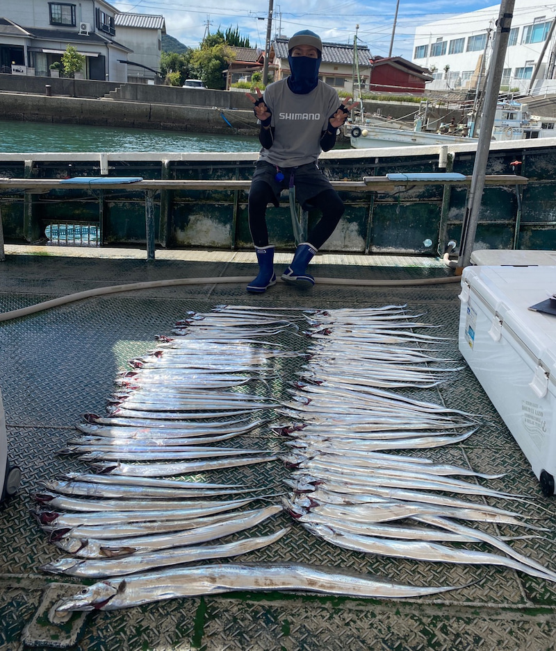兵庫県いずみ丸の船釣りでタチウオ釣果