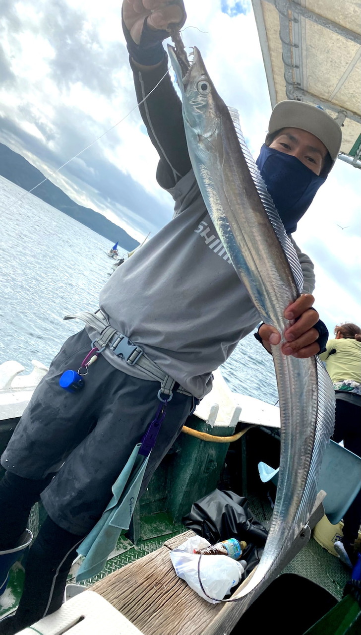 兵庫県いずみ丸の船釣りでタチウオ釣果