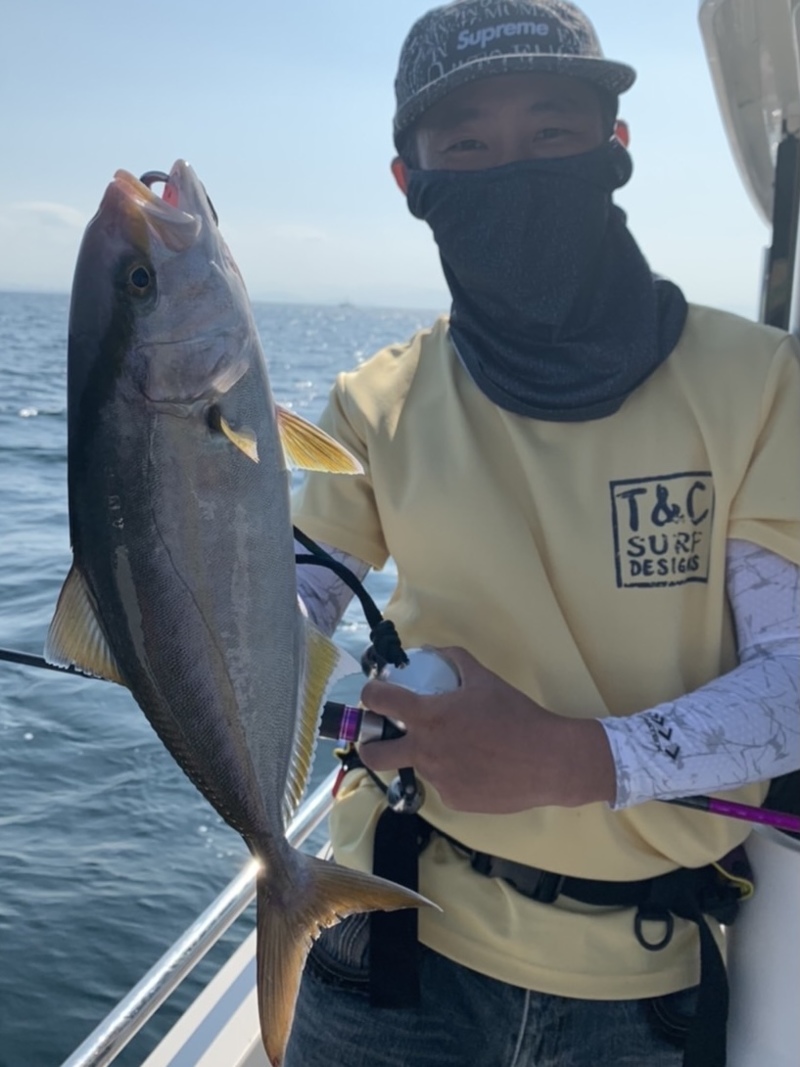 兵庫県淡路島観光ホテルの船釣り鯛・メジロ釣果