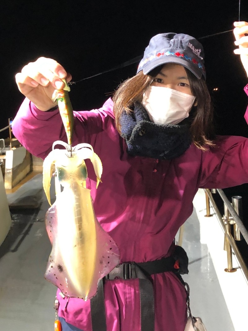 福井県小浜市cloudの船釣りでアオリイカ釣果