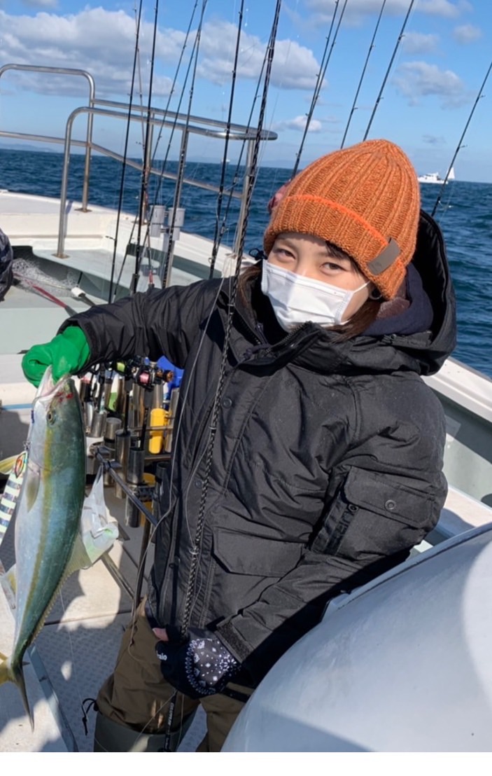 和歌山県紀北 オーシャンスターの船釣りでメジロ・ブリ釣果