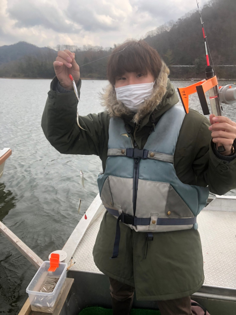 兵庫県青野ダムの管理釣り場でワカサギ釣果