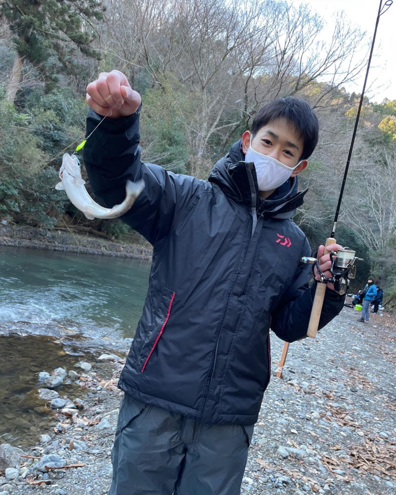 大阪府 芥川マス釣り場の管理釣り場でマス釣果