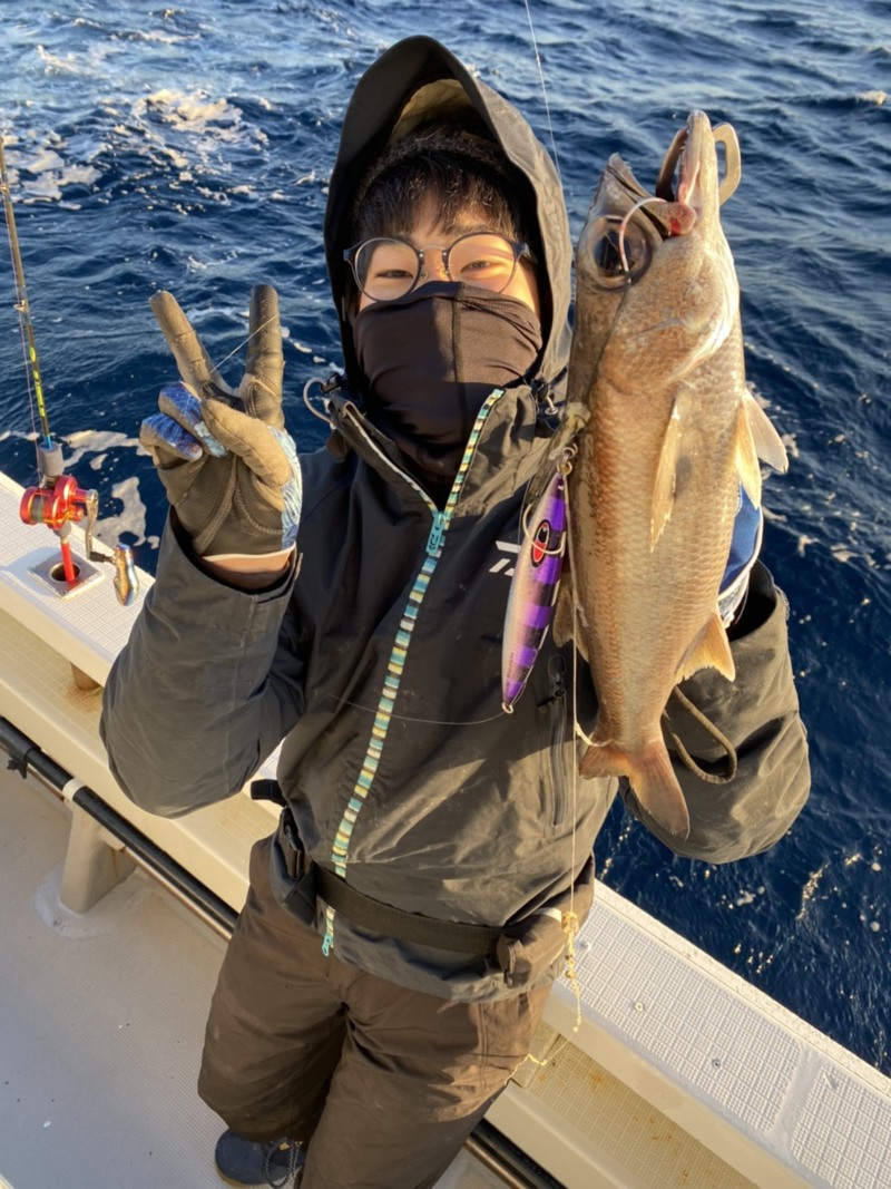 三重県志摩 トロ丸の船釣りでクロムツ・ユメカサゴ釣果
