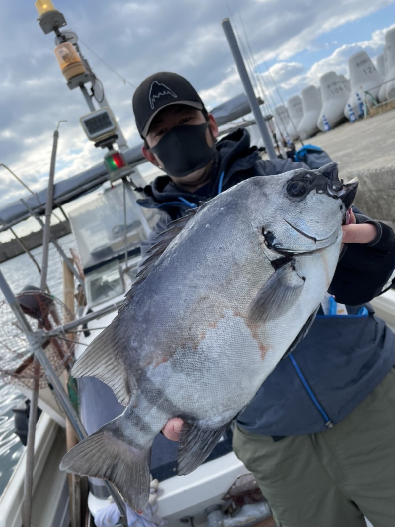 兵庫県沼島の船釣りでサンバソウ・カワハギ釣果