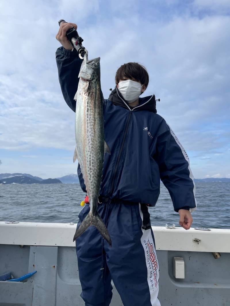 京都府舞鶴市Calmの船釣りでサワラ・サゴシ・レンコダイ釣果