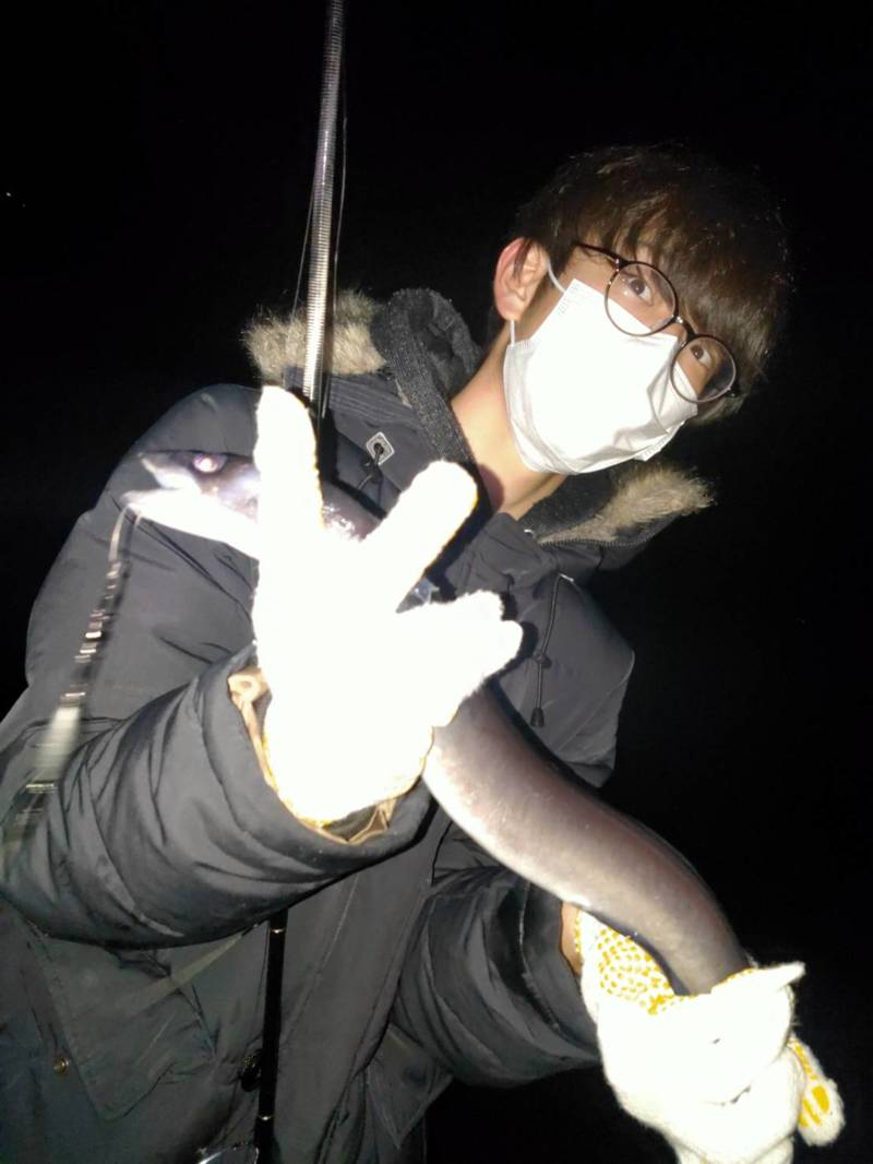 和歌山県 南紀の磯釣りでクロアナゴ釣果