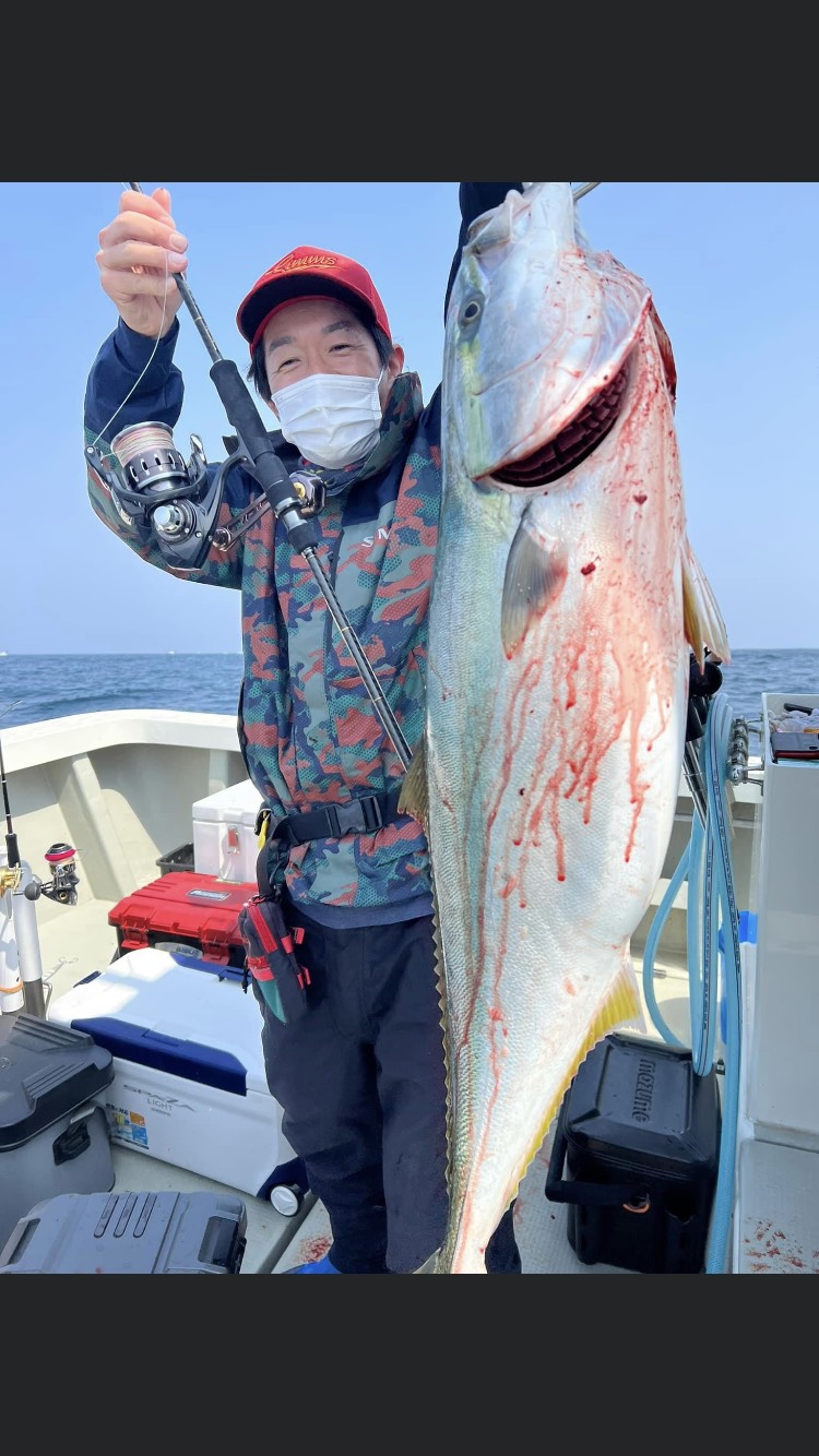 京都府宮津 エビスのジギングで鰤釣果