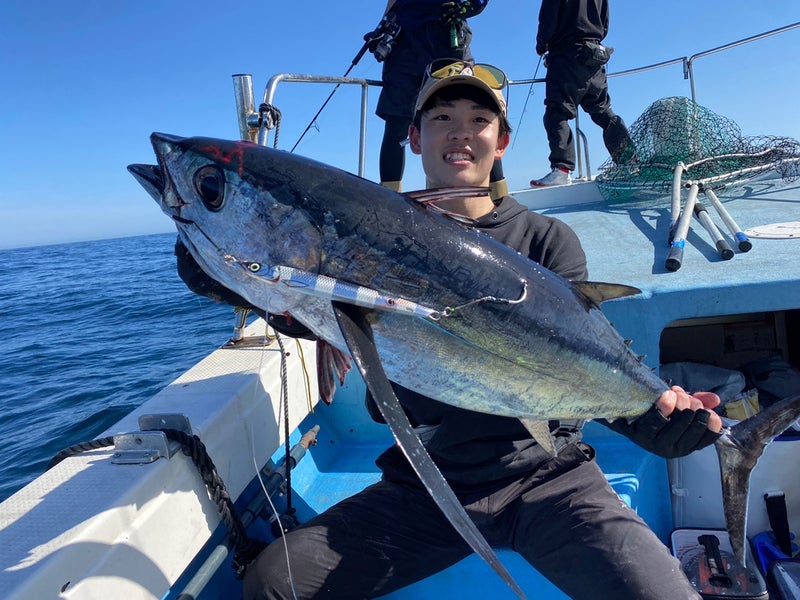 三重県南伊勢のトンジギでビンチョウマグロ釣果