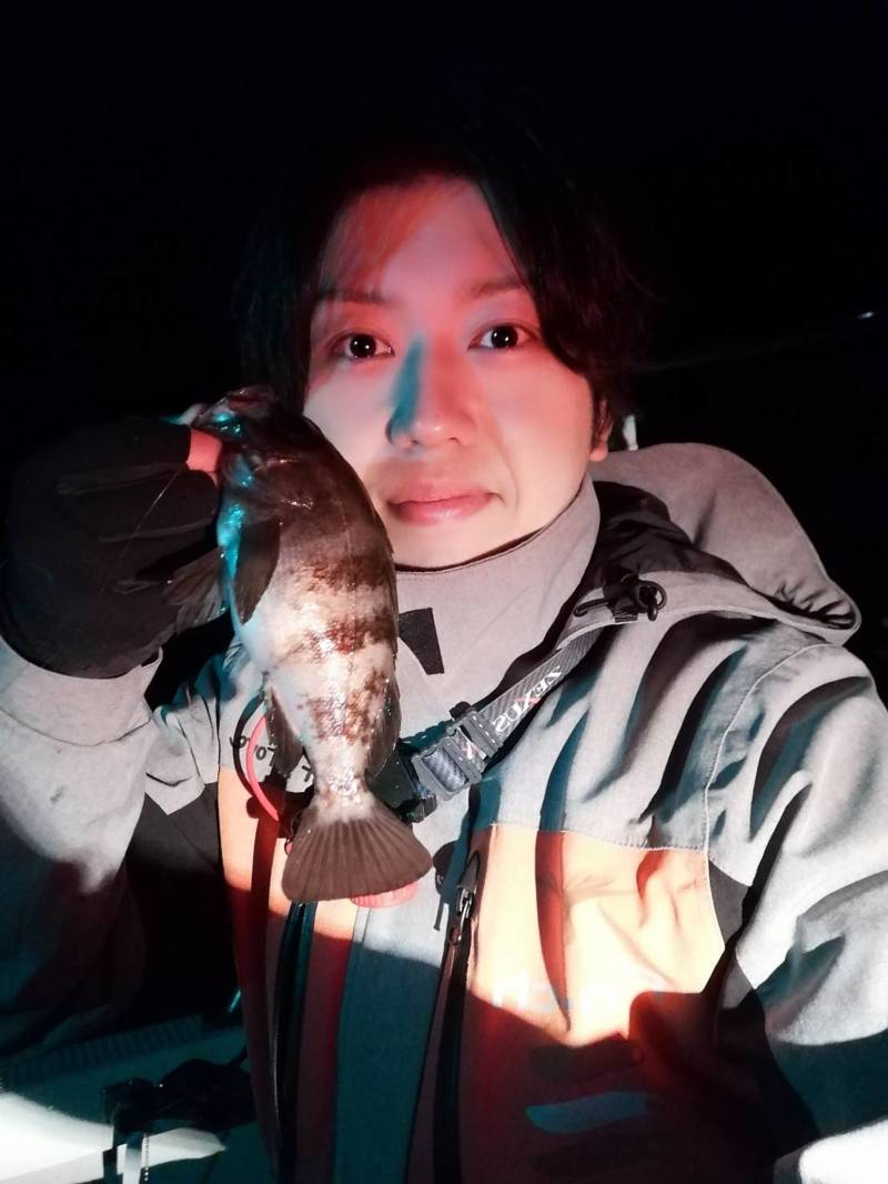 兵庫県相生からボートライトゲームでメバル釣果