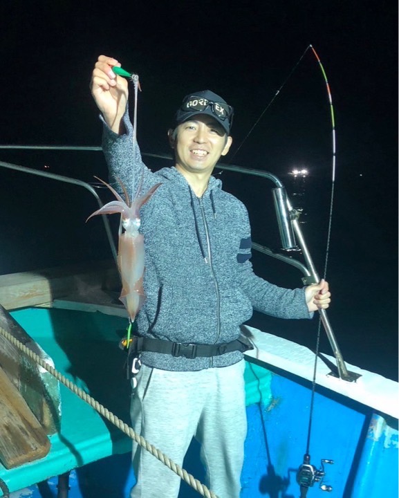 京丹後浅茂川港の勝丸でオバマリグ・ワームでイカ/アジ釣果