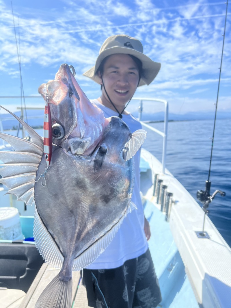 富山湾でアカムツジギング!
