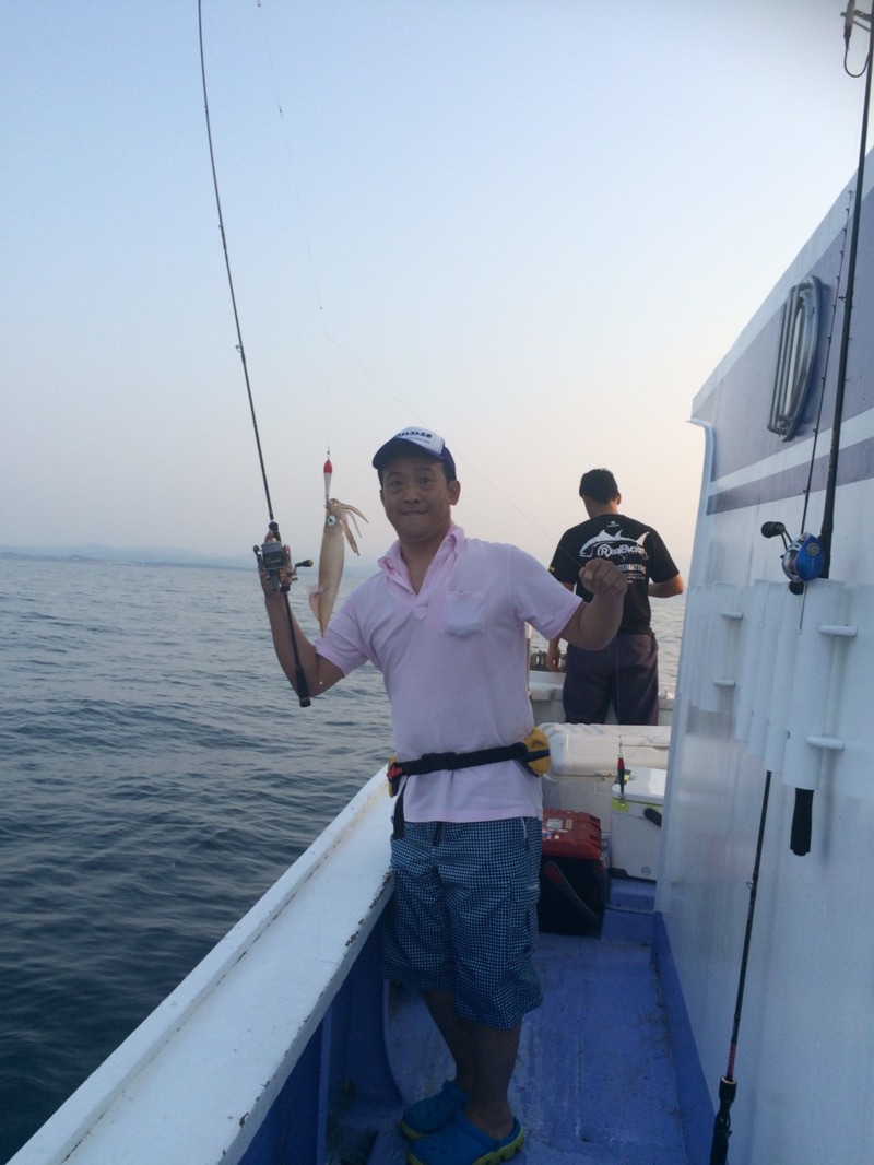 「兵庫・鳥取/賀露港」日本海でイカメタル|シロイカ・マイカ