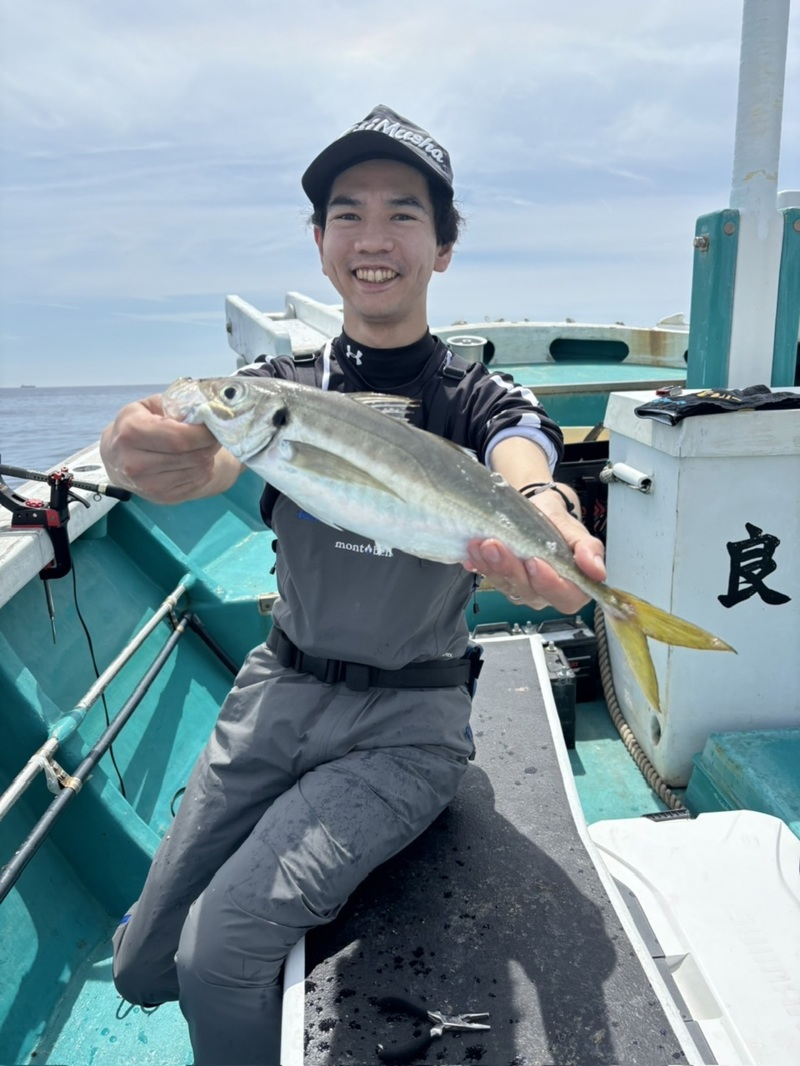 シーズン終盤のジャンボアジ釣り