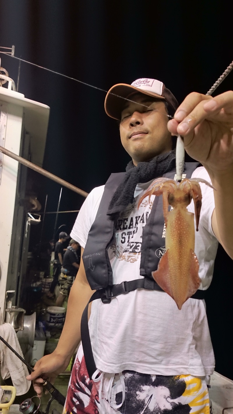 「鳥取県賀露港」イカメタル・ケンサキイカ120杯釣果