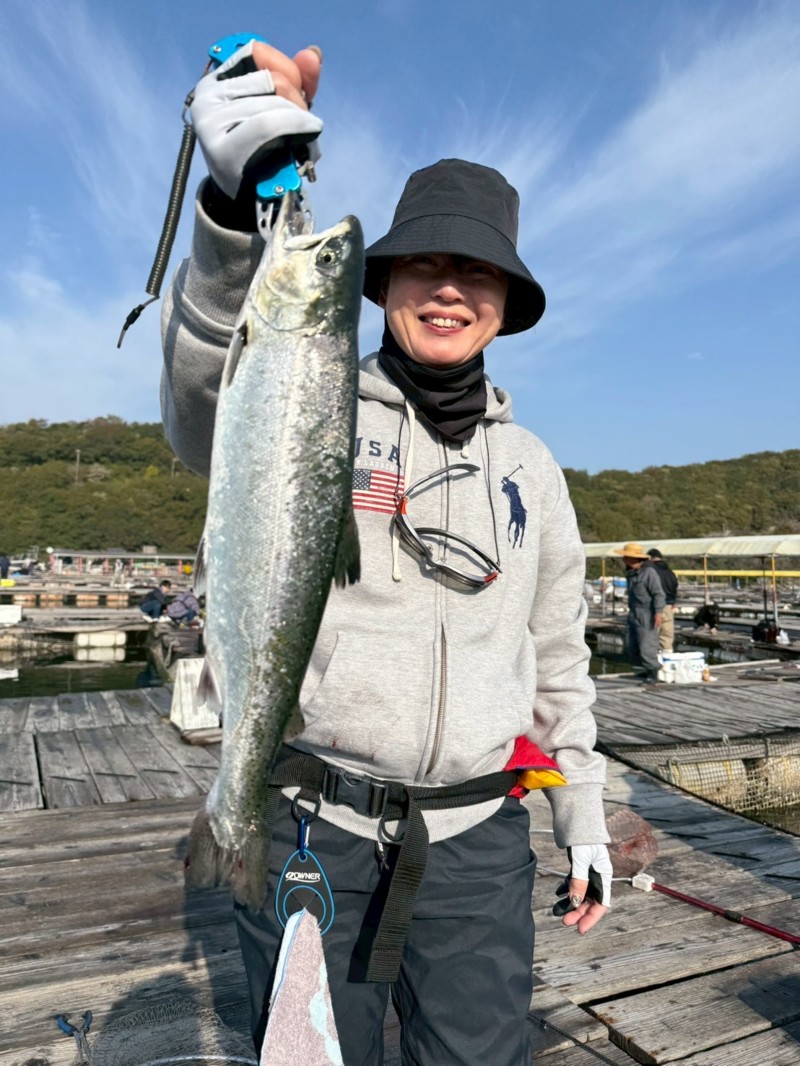 サーモンイケスに挑戦!